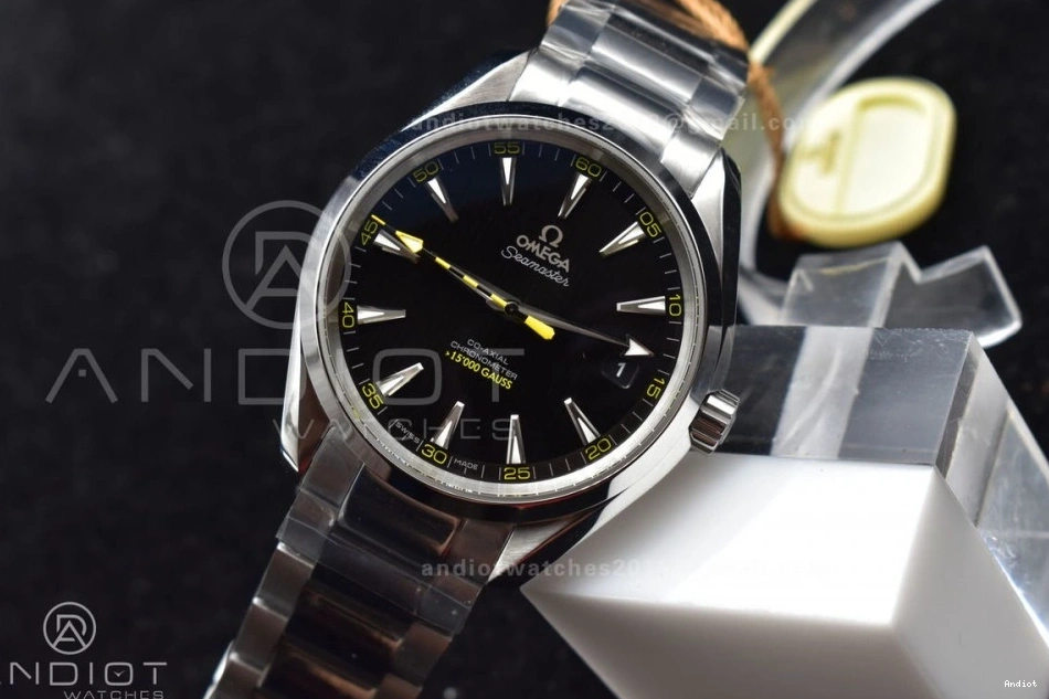 Dial Best SS SS Aqua 150M 1:1 GoodFit Edition A Bumblebee Bracelet Terra VSF On Black 505 0805